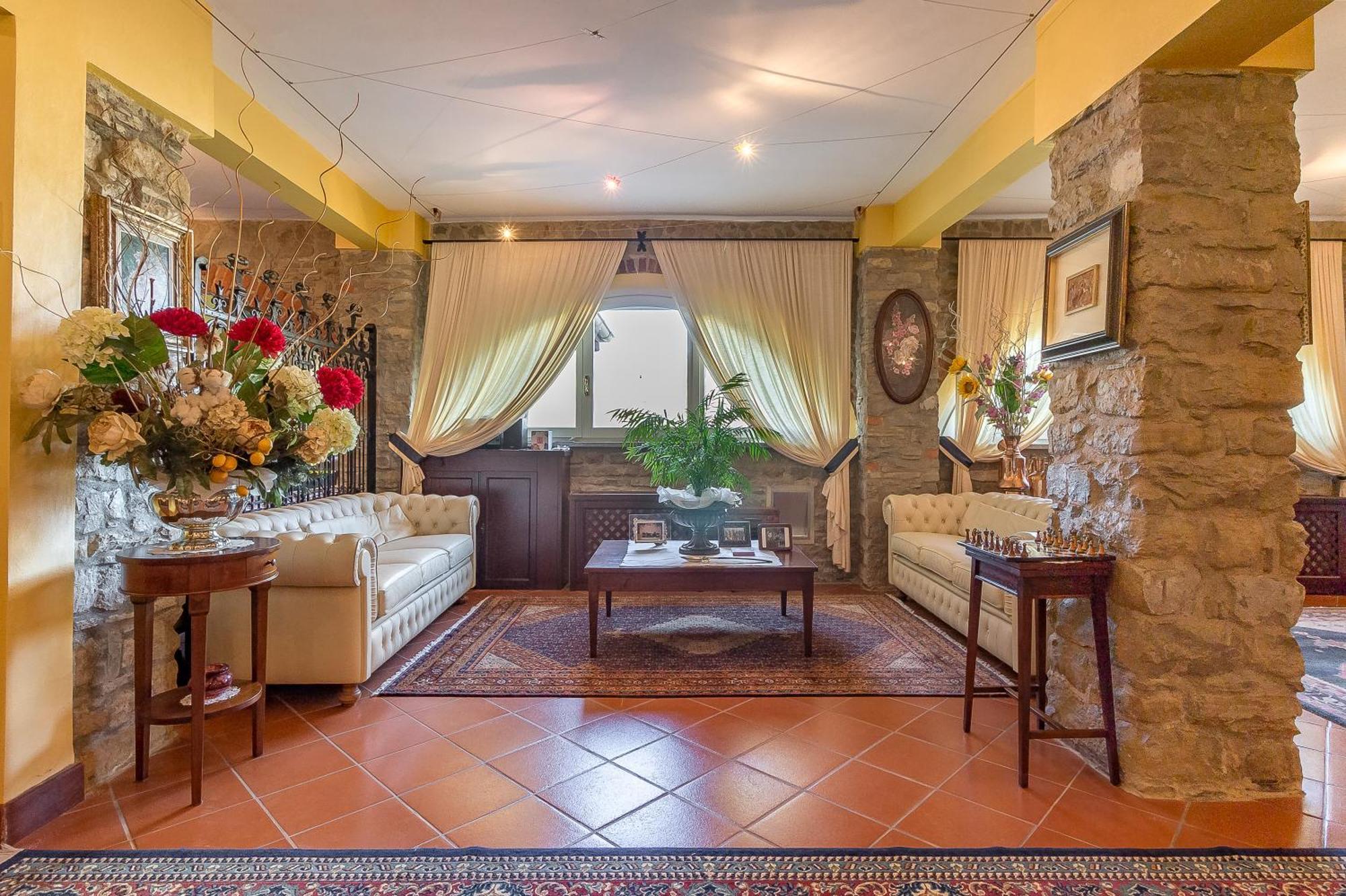 Tenuta Pian D'Attesio - Agriturismo Castelletto Soprano Eksteriør billede
