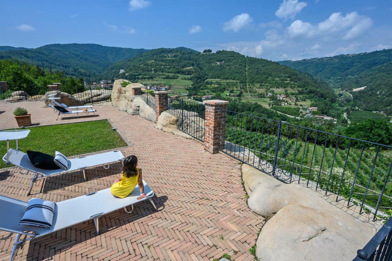 Tenuta Pian D'Attesio - Agriturismo Villa Castelletto Soprano Eksteriør billede